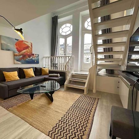 En Un Edificio Senorial: Duplex Totalmente Nuevo. Διαμέρισμα Βίγκο Εξωτερικό φωτογραφία