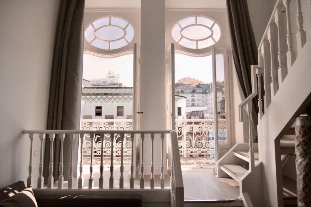 En Un Edificio Senorial: Duplex Totalmente Nuevo. Διαμέρισμα Βίγκο Εξωτερικό φωτογραφία